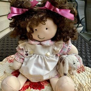 Vintage 2000 Ladie & Friends Shoe String Babies Soft 12” Doll with Bunny